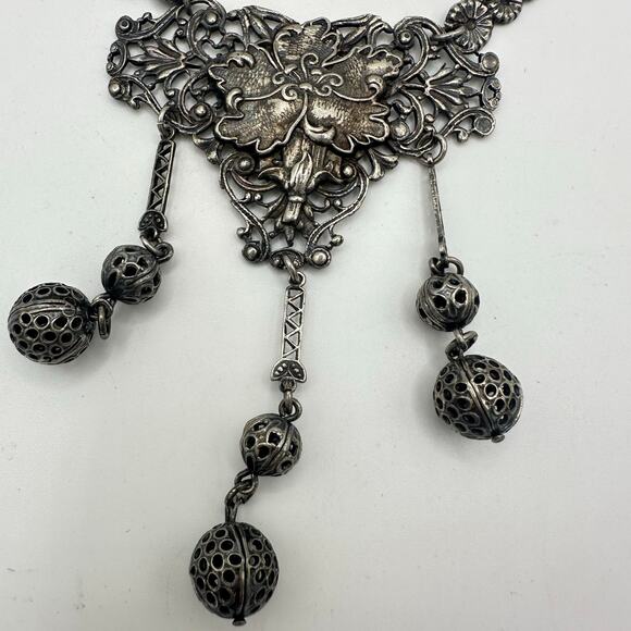 Antique Art Deco 1920s 1930s silver plated Art Nouveau Revival floral necklace - Picture 3 of 8